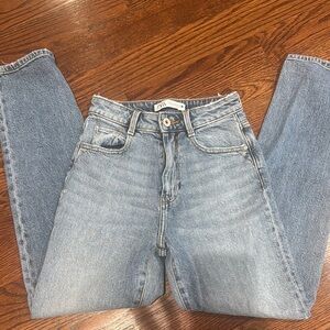 Zara Women's Light Blue High Rise Jeans